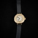 645039 Wrist-watch